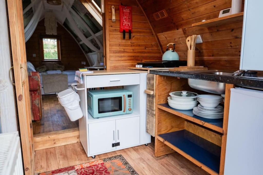 Robin Nest - Cosy Shepherd'S Hut Hideaway Callington Εξωτερικό φωτογραφία